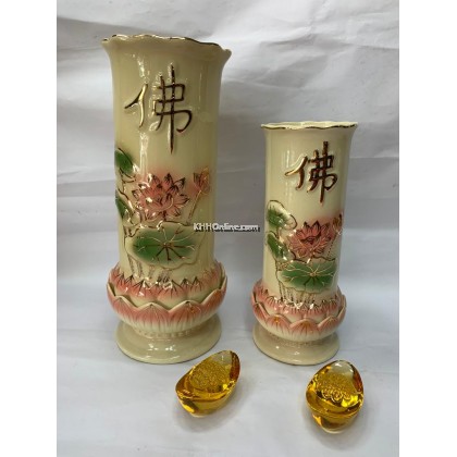 筒莲花花瓶